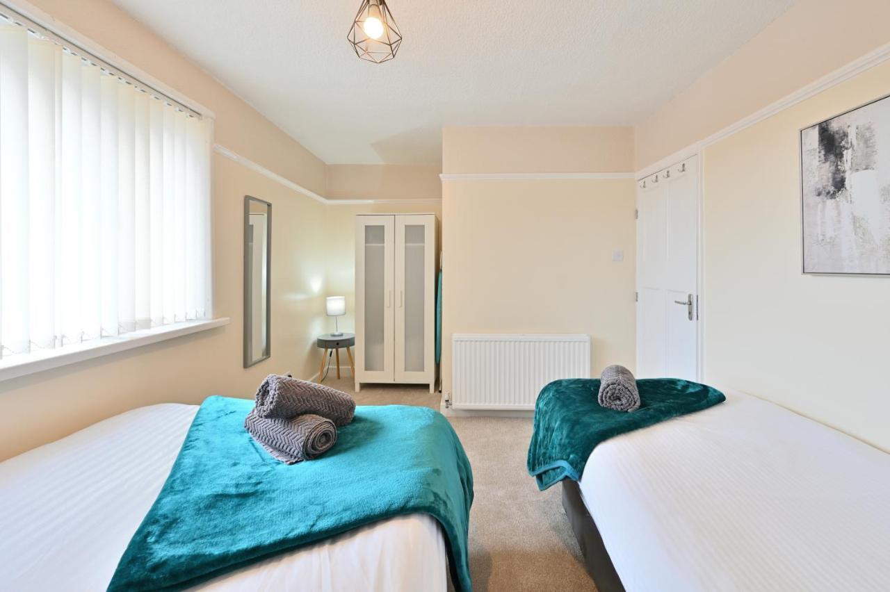 Sleek And Stylish 3 Bed In Bolton - Garden - Parking别墅 外观 照片